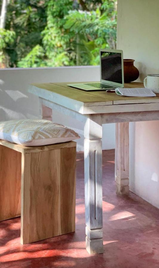 Le Cabanon Lägenhet Dikwella Exteriör bild
