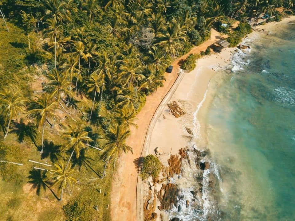 Le Cabanon Lägenhet Dikwella Exteriör bild